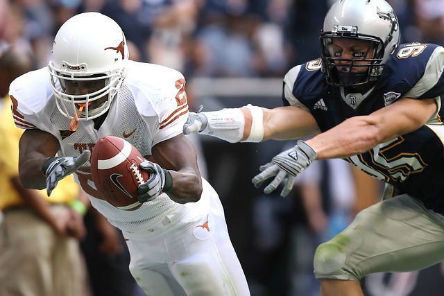 会因踢欧联 会因踢欧联